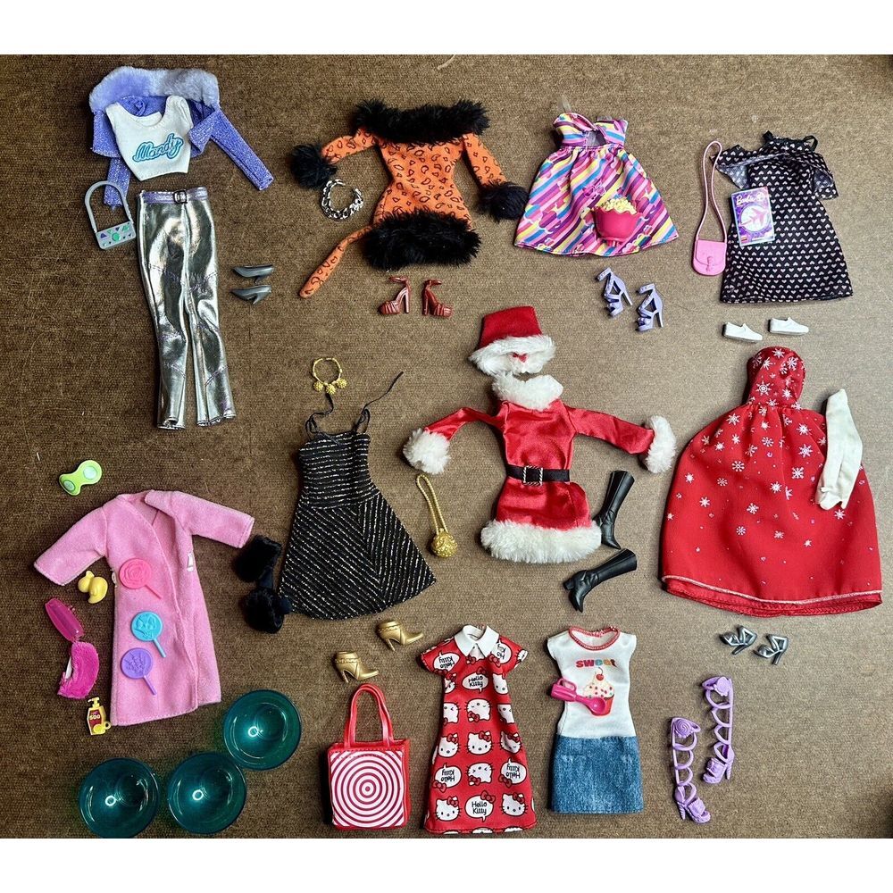 Barbie Outfits And Accessories 10 Complete Outfits Over 45 Pieces!